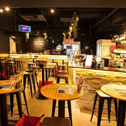 渋谷 出会い LUXURY STAND MILAS Bar ＆ cafe 渋谷の投稿画像。いいね！49件。