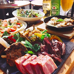 渋谷 出会い LUXURY STAND MILAS Bar ＆ cafe 渋谷の投稿画像。いいね！54件。